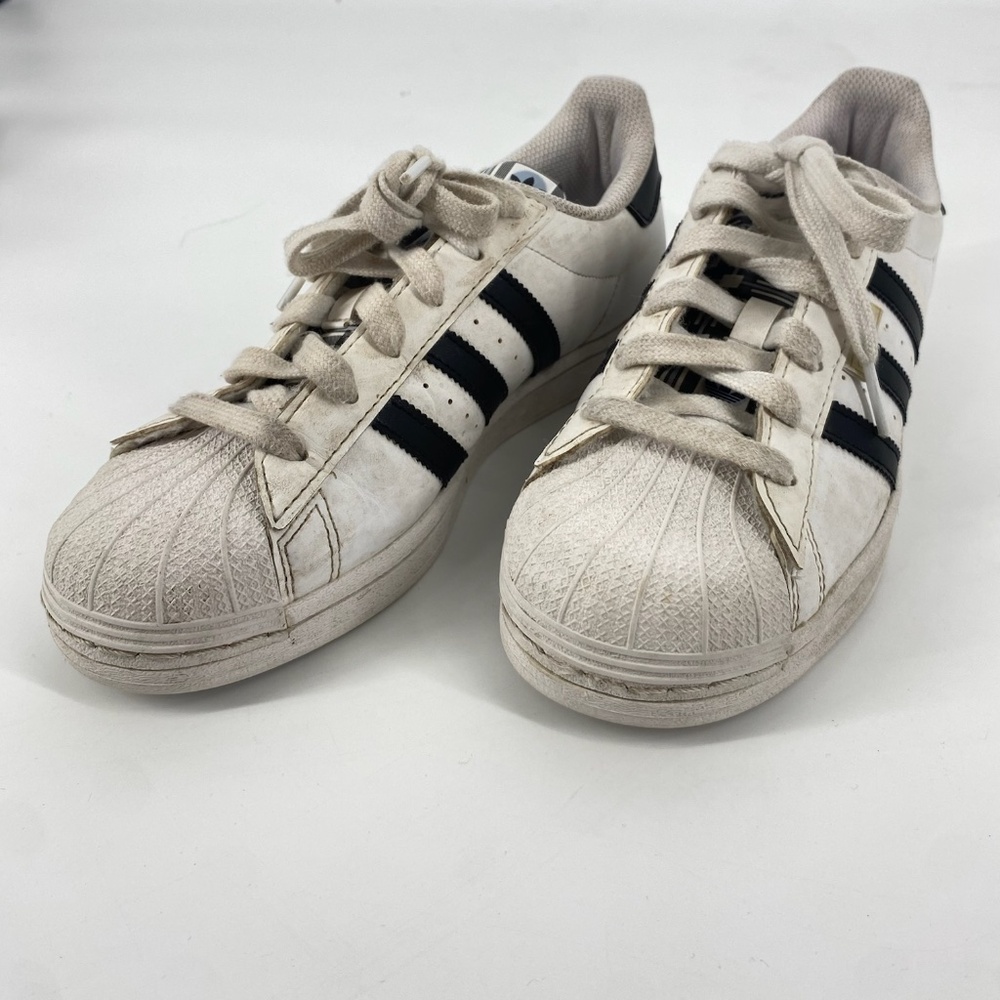 Pre-Owned Adidas Superstar White/Black/Gold Sneakers Men’s Size 6 Used Condition